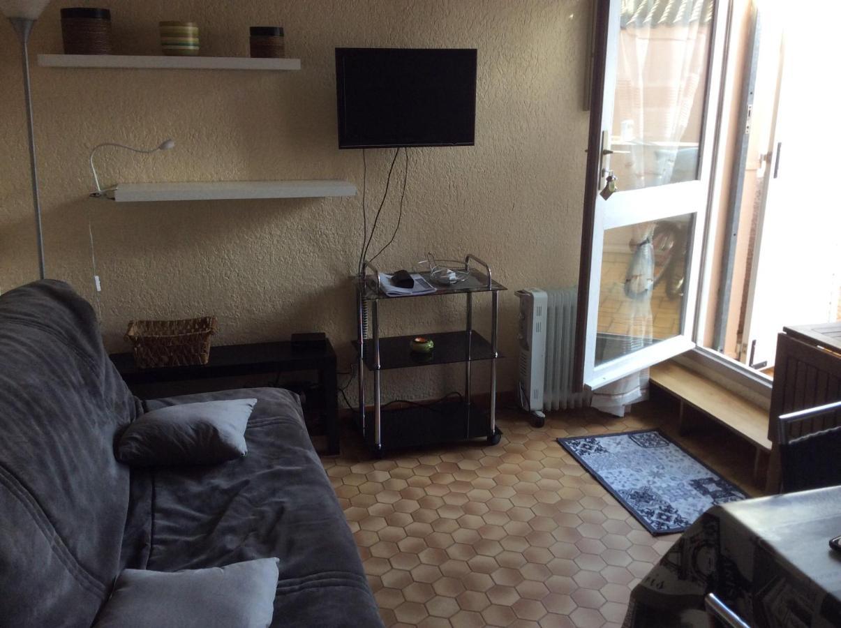 Les Casselas Appartement A 2 Pas De La Plage 생시프리앙 외부 사진