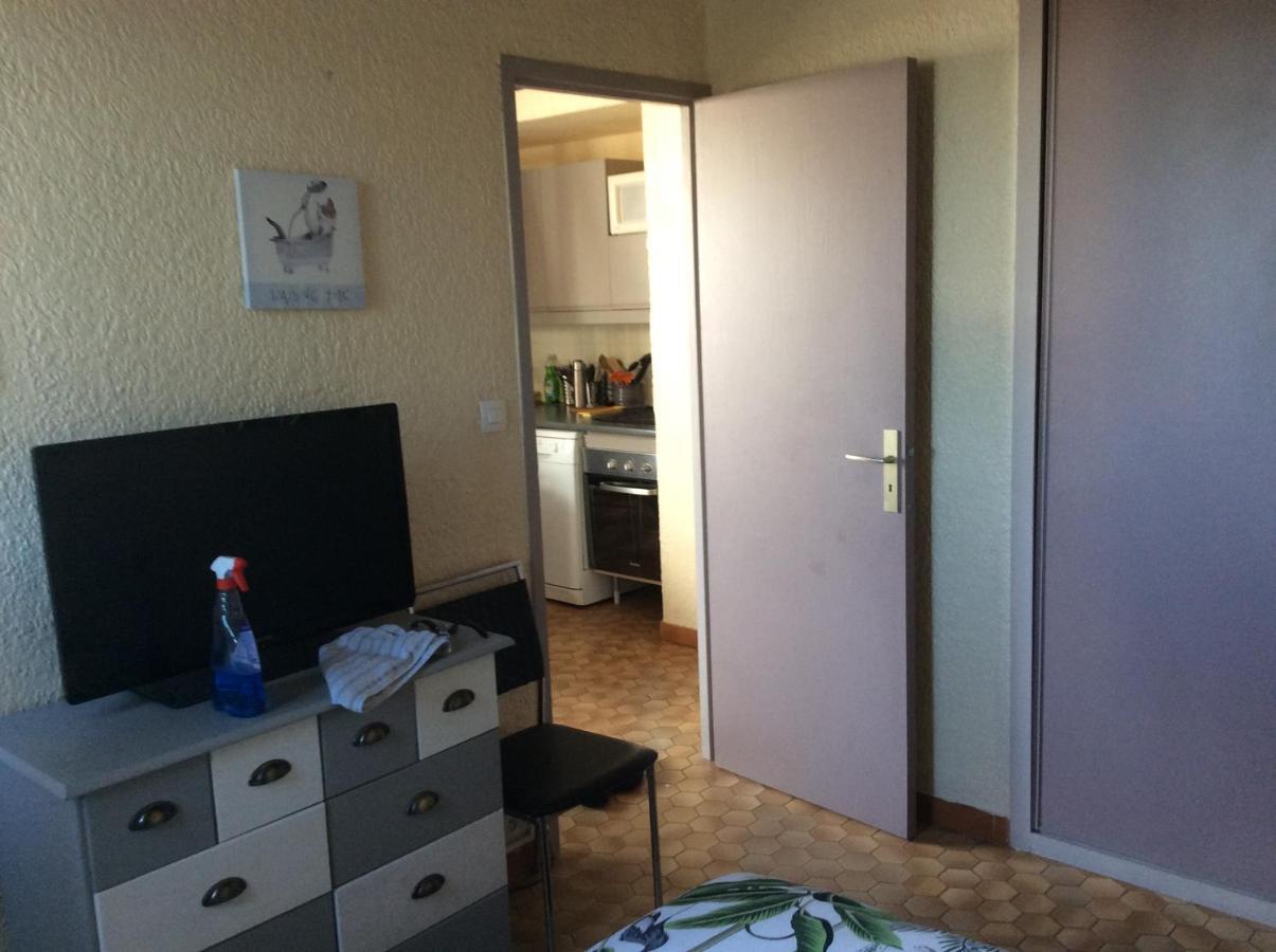 Les Casselas Appartement A 2 Pas De La Plage 생시프리앙 외부 사진